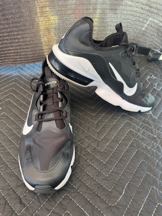 Nike Black and White Air Max Style Sneakers main image 4
